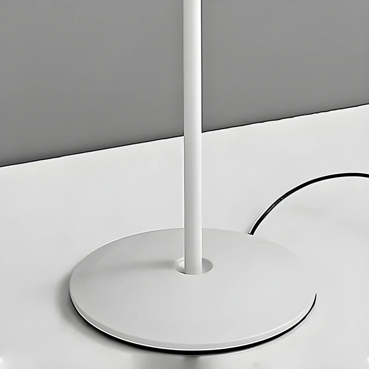Moderne spanische Designer-Stehlampe | Desfino