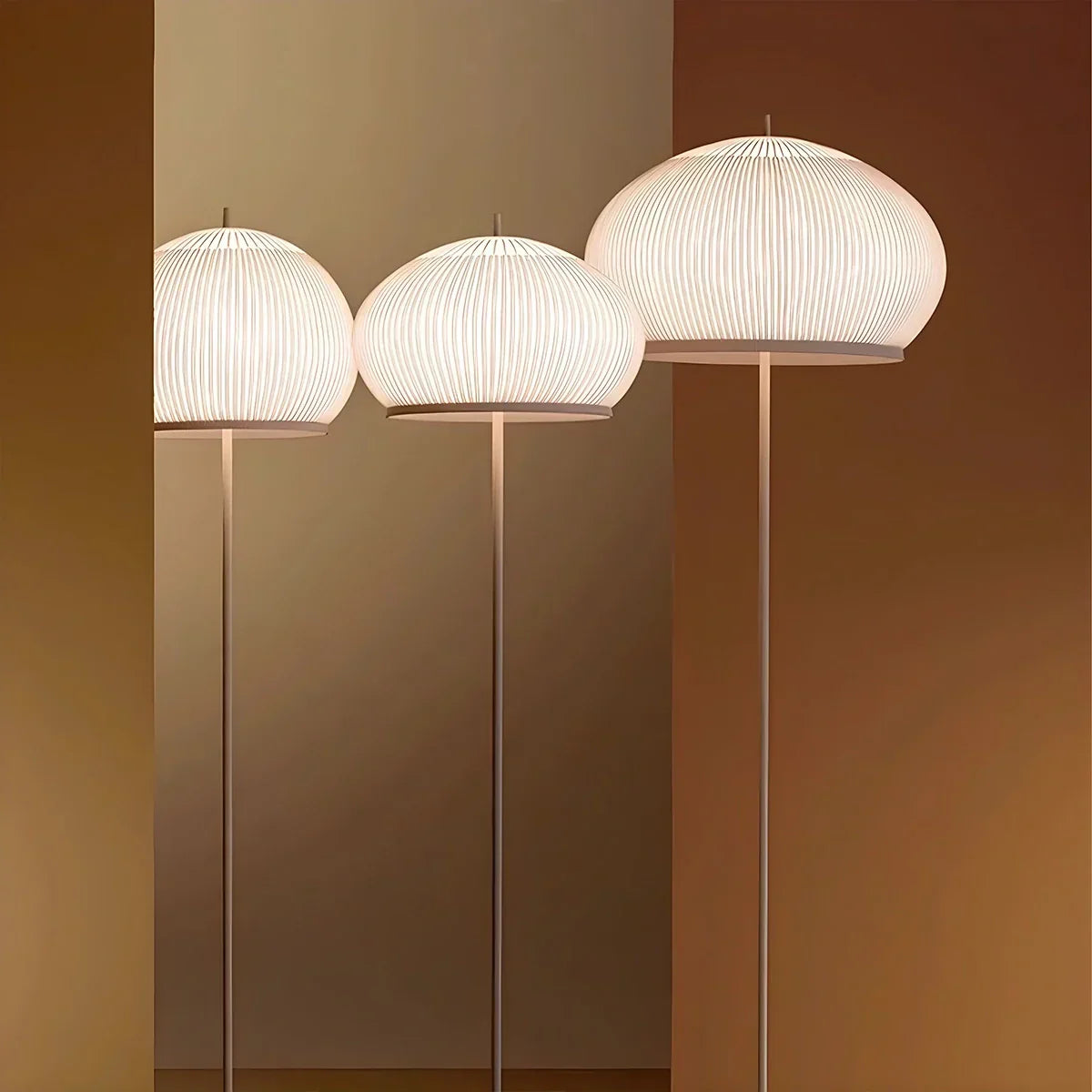 Moderne spanische Designer-Stehlampe | Desfino