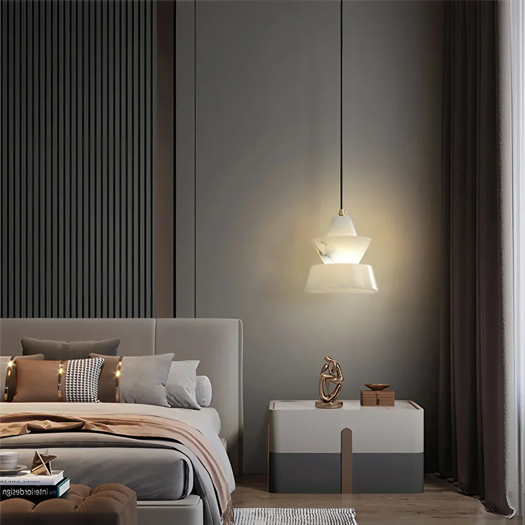 Spanische Pendelleuchte aus Alabaster und Nachttischlampe | Desfino