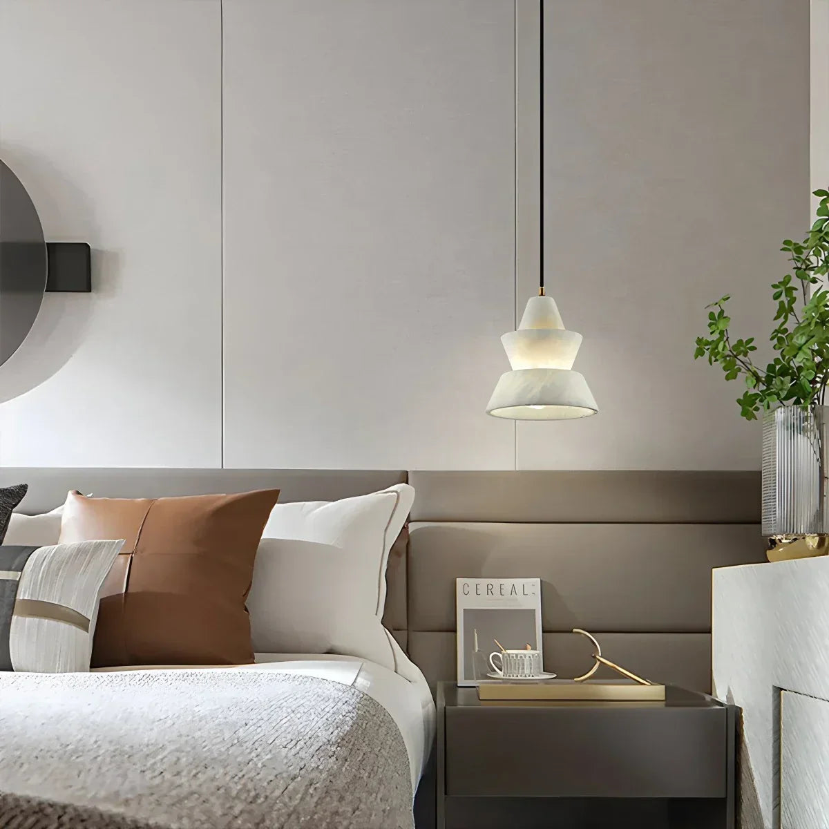 Spanische Pendelleuchte aus Alabaster und Nachttischlampe | Desfino