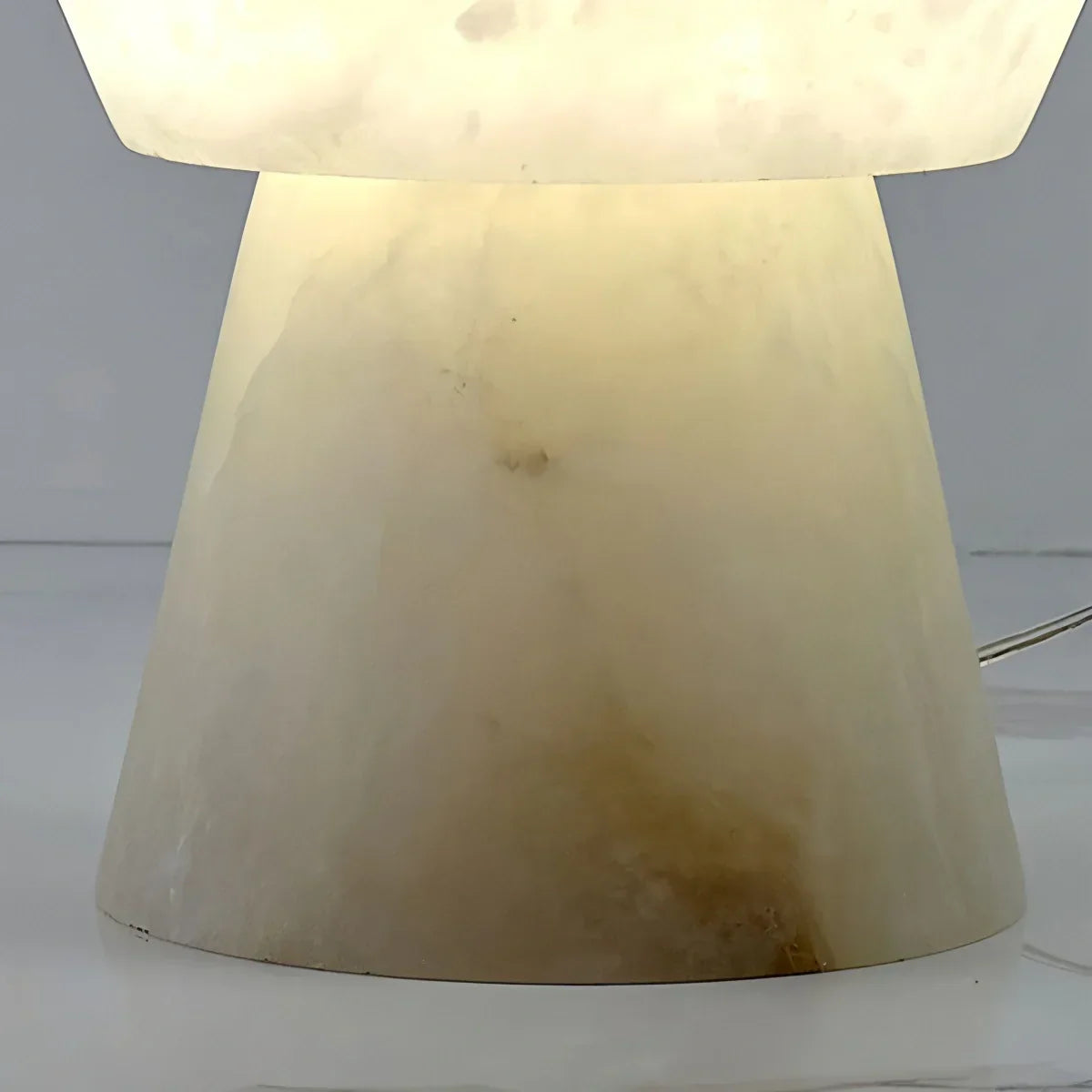 Spanische spanische Alabaster-Tischlampe mit Pilzkopf | Desfino