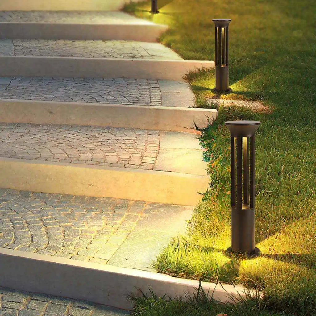 Cylindrical Lawn Outdoor Floor Lamp | Desfino