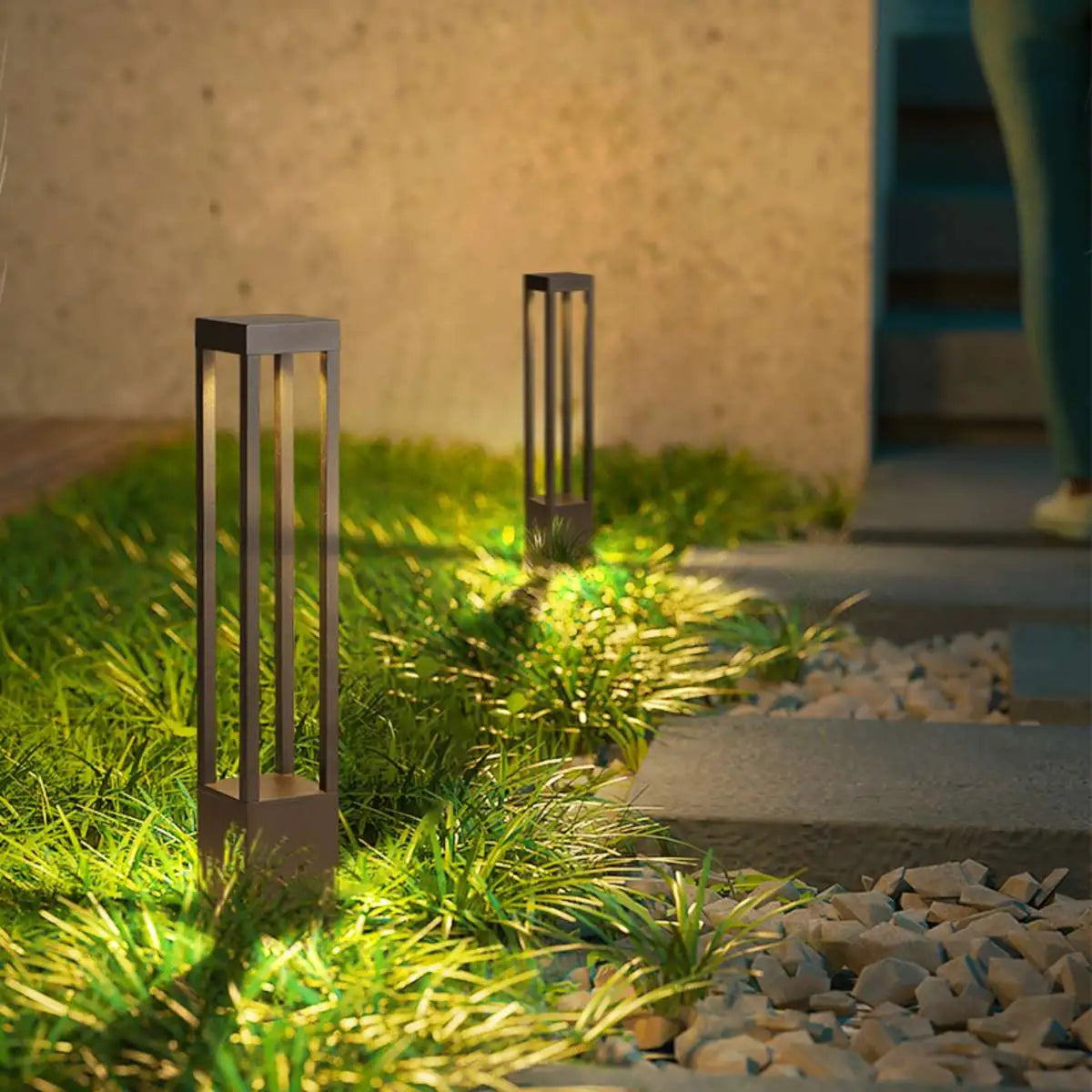 Cylindrical Lawn Outdoor Floor Lamp | Desfino