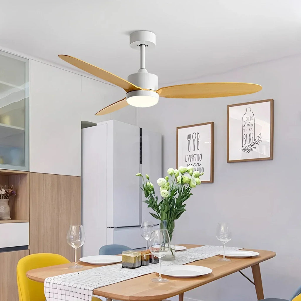 Deckenventilator mit 3 Flügeln und Licht fürs Schlafzimmer | Desfino