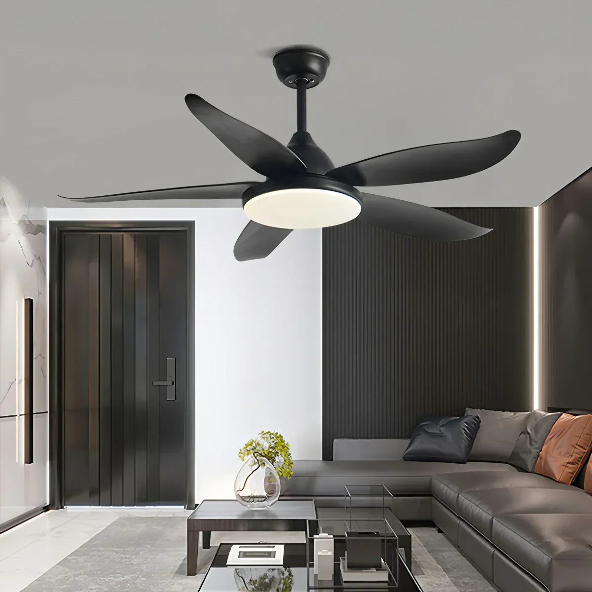 Moderner Deckenventilator mit 5 Flügeln und Lampe | Desfino