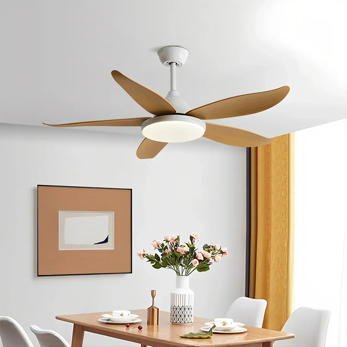 Moderner Deckenventilator mit 5 Flügeln und Lampe | Desfino