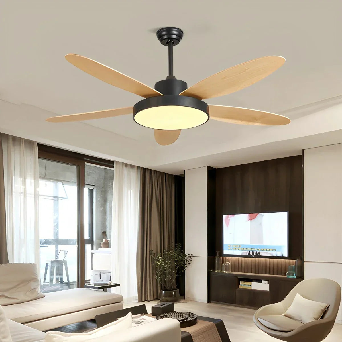 Moderner Deckenventilator mit 5 Flügeln und Lampe fürs Wohnzimmer | Desfino