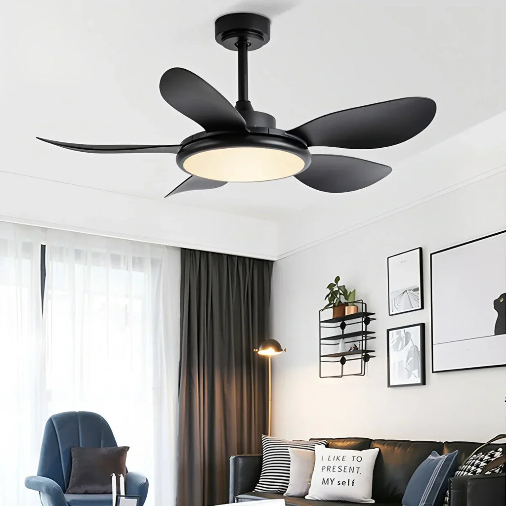 Deckenventilator mit 5 Holzflügeln und Licht fürs Wohnzimmer | Desfino