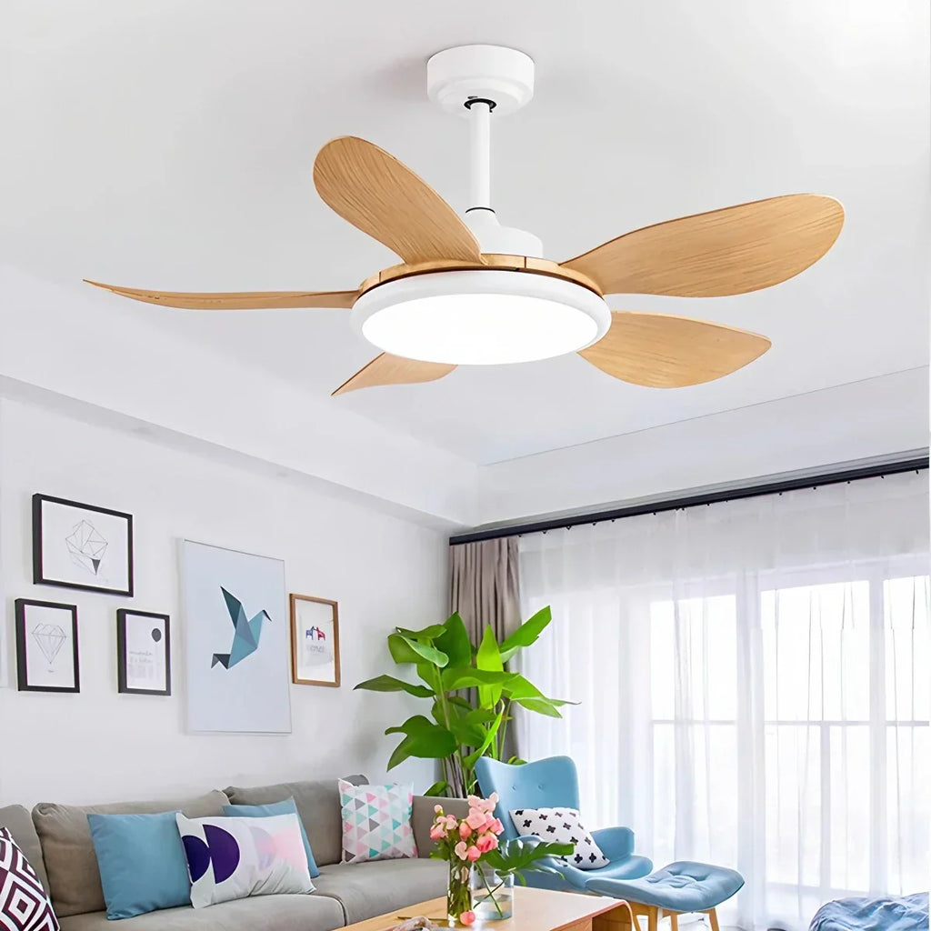 Deckenventilator mit 5 Holzflügeln und Licht fürs Wohnzimmer | Desfino