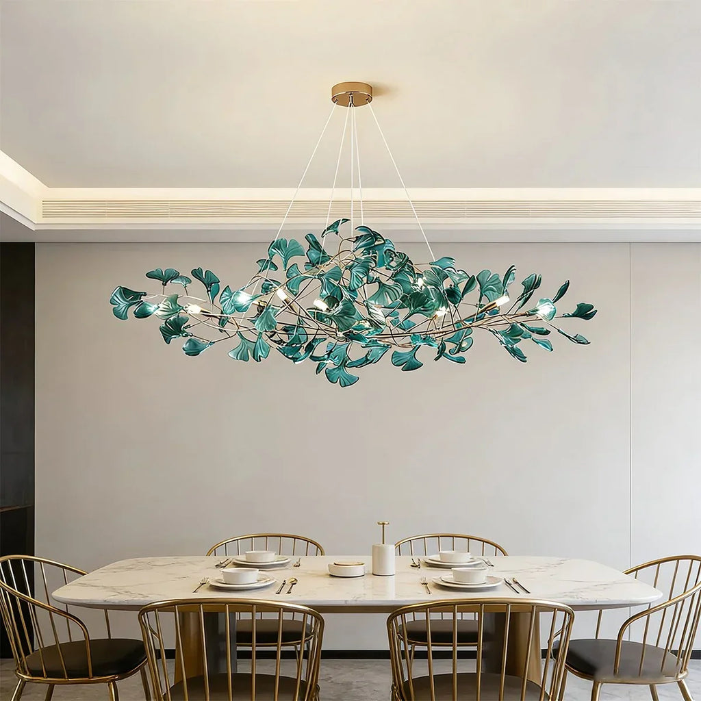 Kronleuchter mit Ginkgoblättern aus Acrylglas für den Essbereich | Desfino
