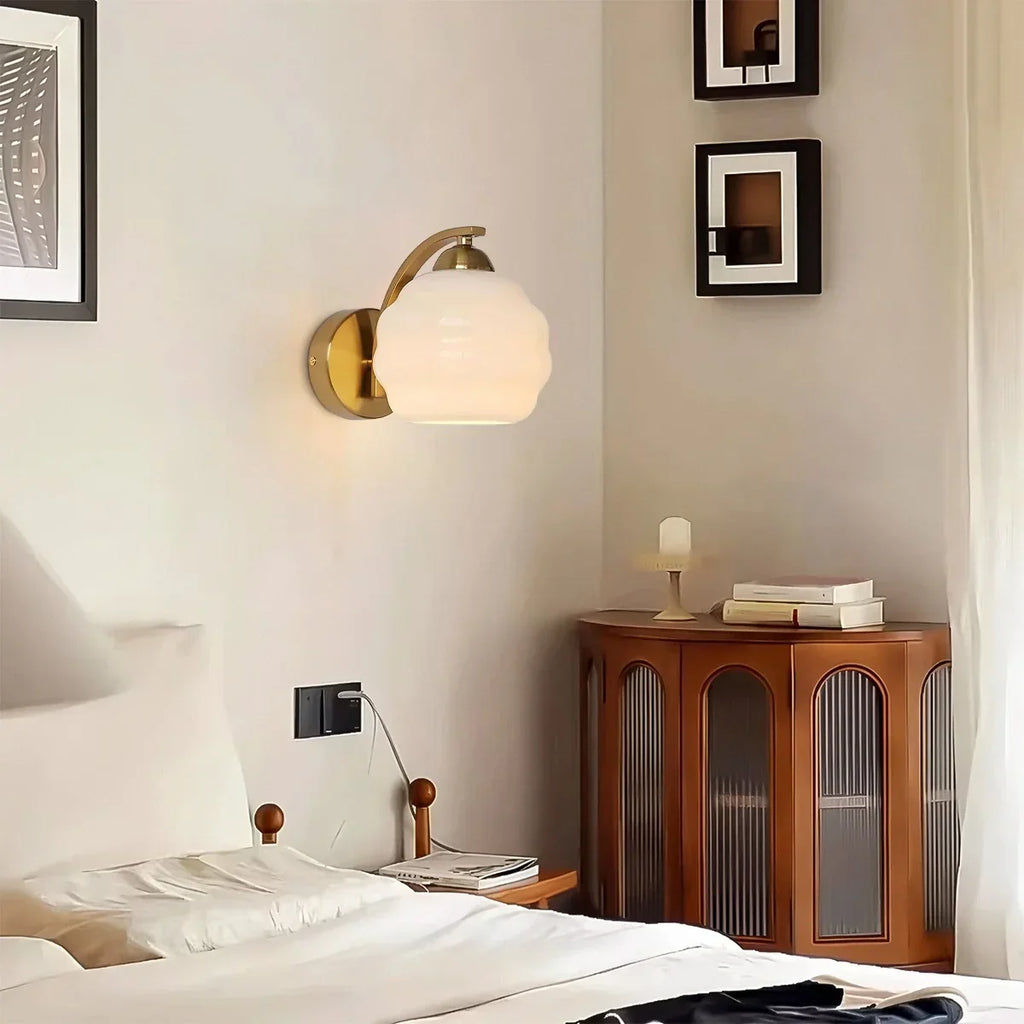 Vintage-Glaswandleuchte im Art-déco-Stil | Desfino