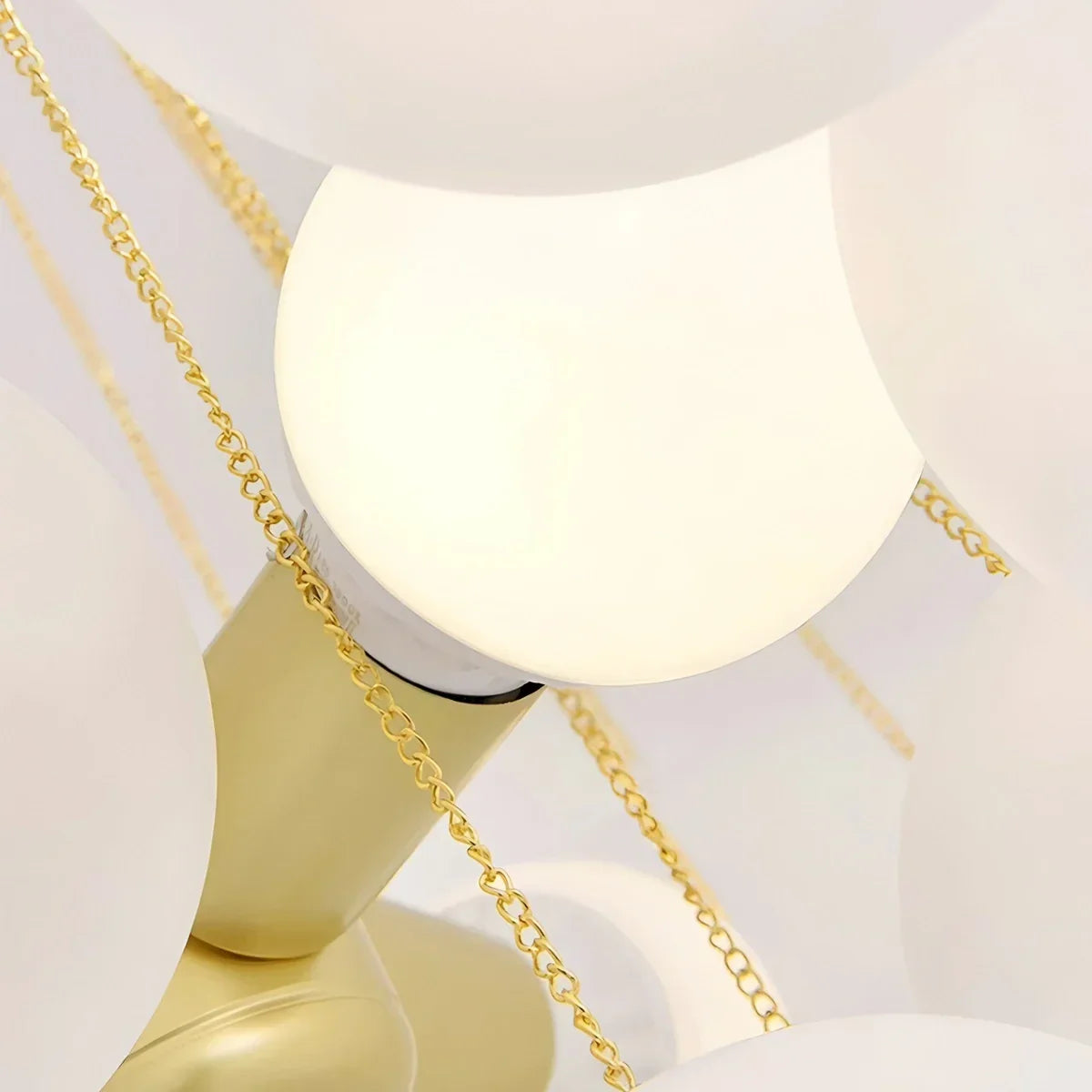 Moderner Kronleuchter aus Bubble-Glas für das Wohnzimmer | Desfino