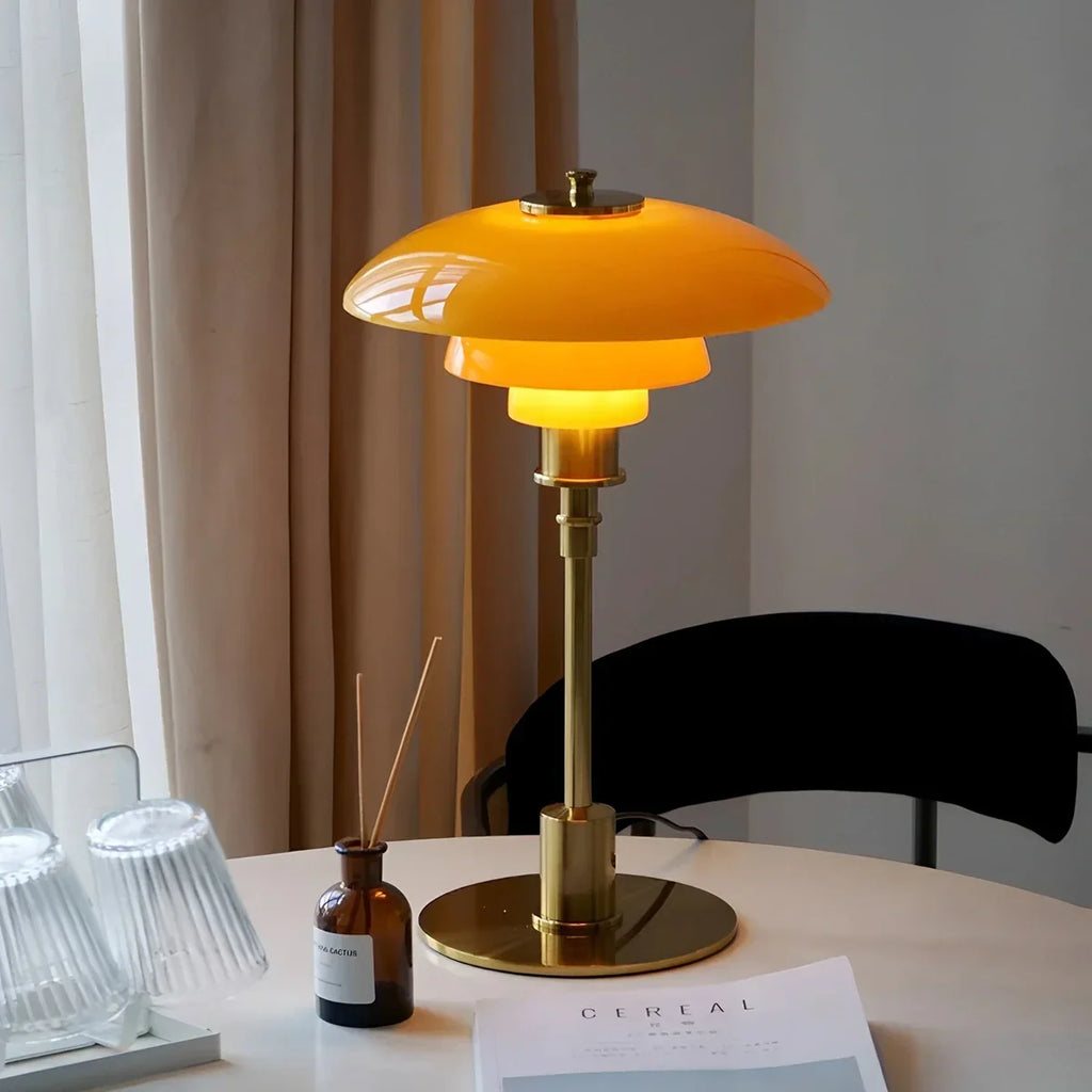 Klassische Lesetischlampe für das Schlafzimmer | Desfino