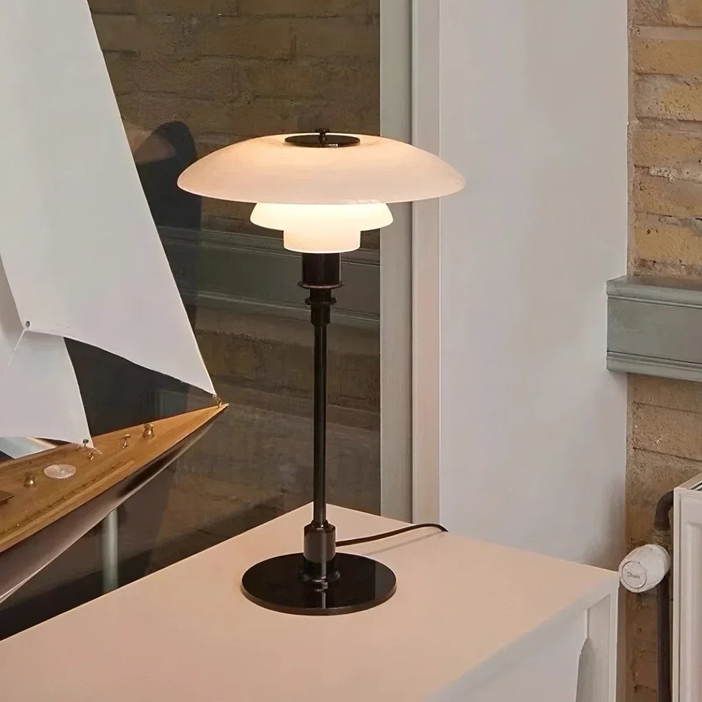 Klassische Lesetischlampe für das Schlafzimmer | Desfino