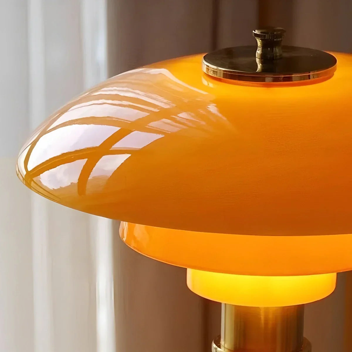 Klassische Lesetischlampe für das Schlafzimmer | Desfino