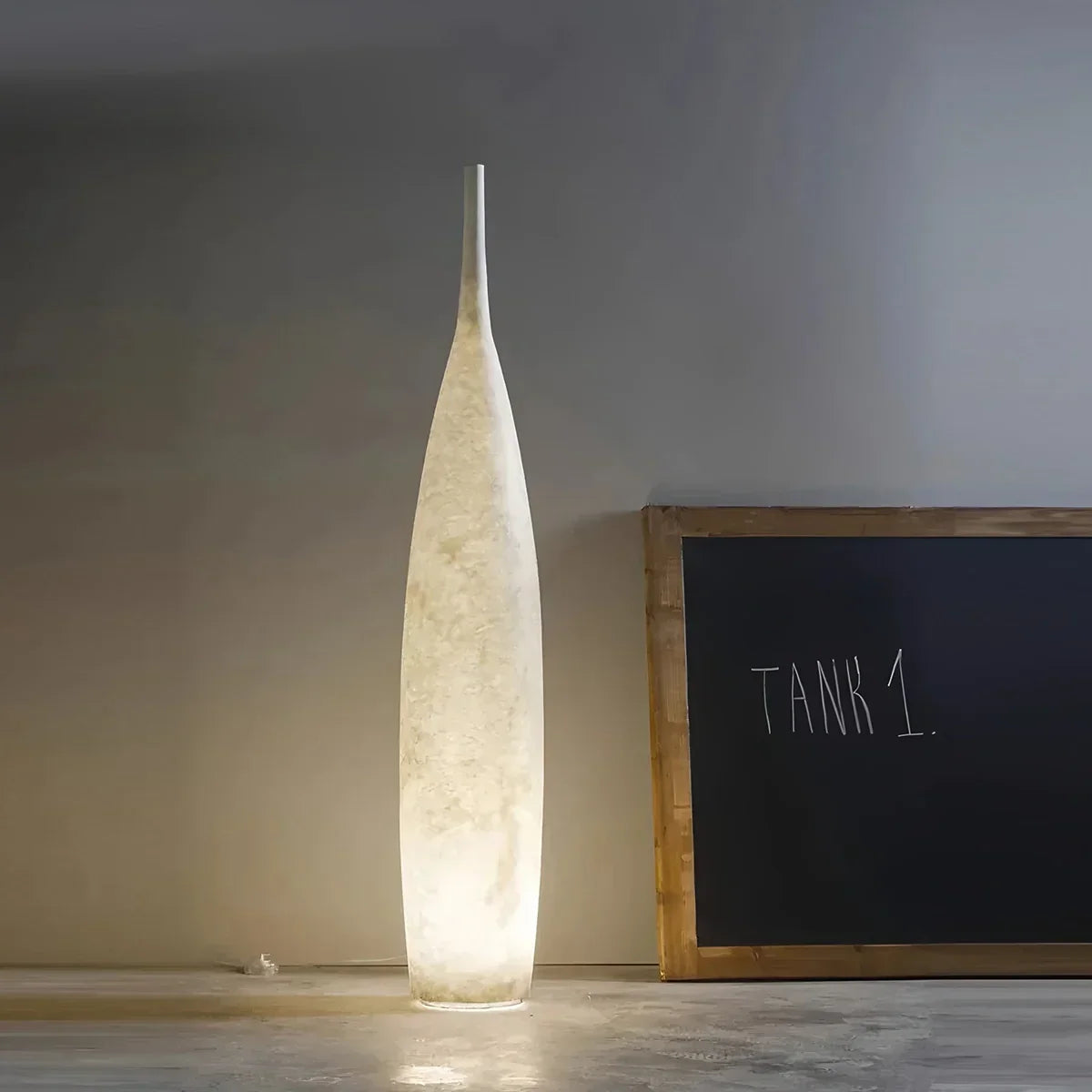 Bunte Vasen-Stehlampe für den Außenbereich | Desfino