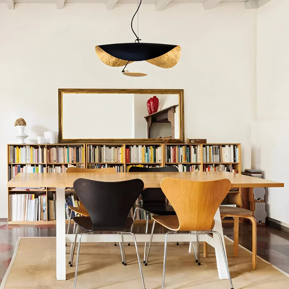 Modern Sculptural Leaf Pendant Light | Desfino