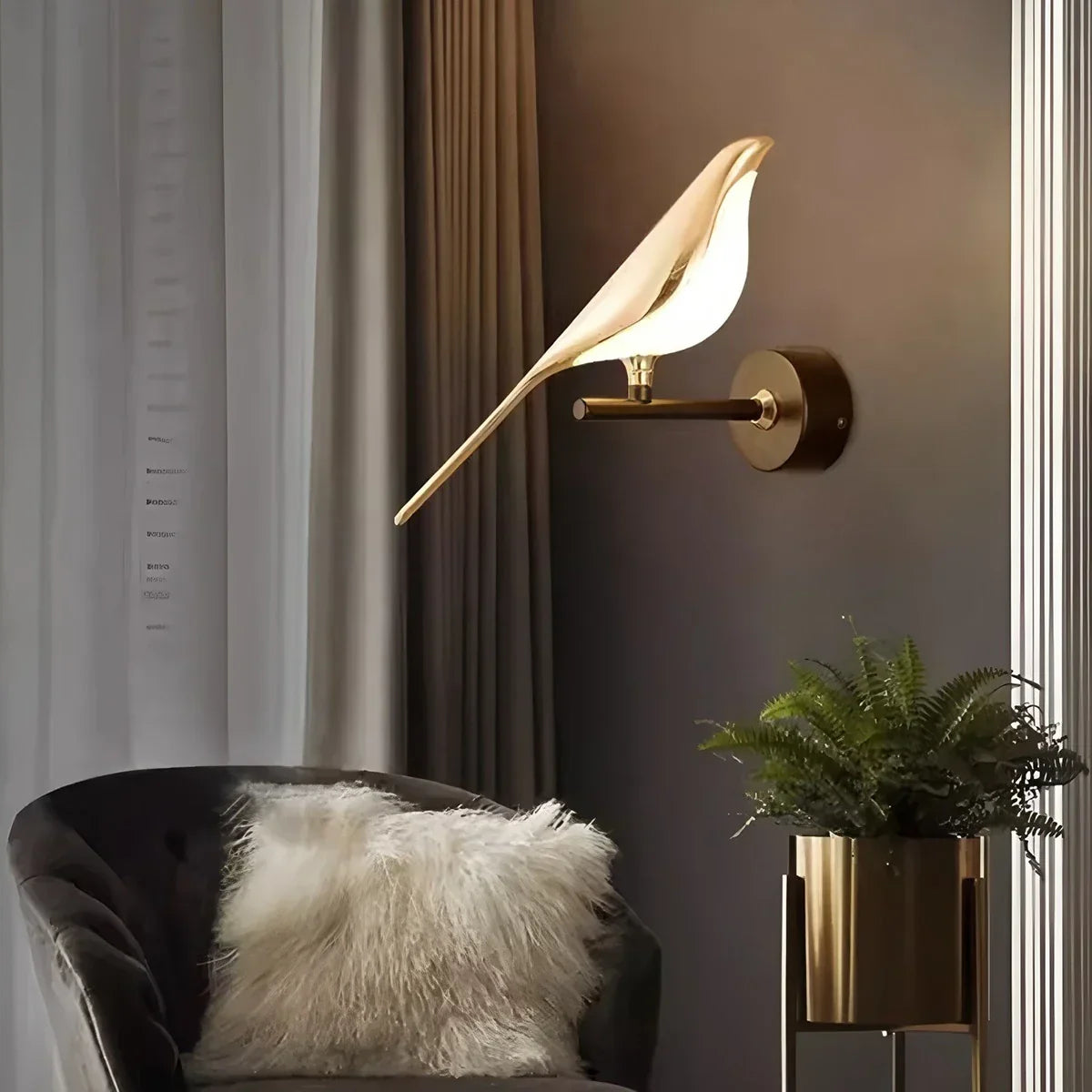 Wandleuchte mit goldenen Vögeln für das Schlafzimmer | Desfino