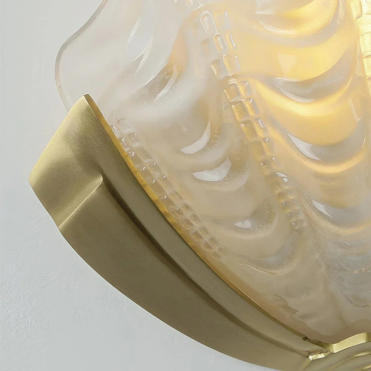 Light Luxury Brass Shell Glass Wall Lamp | Desfino