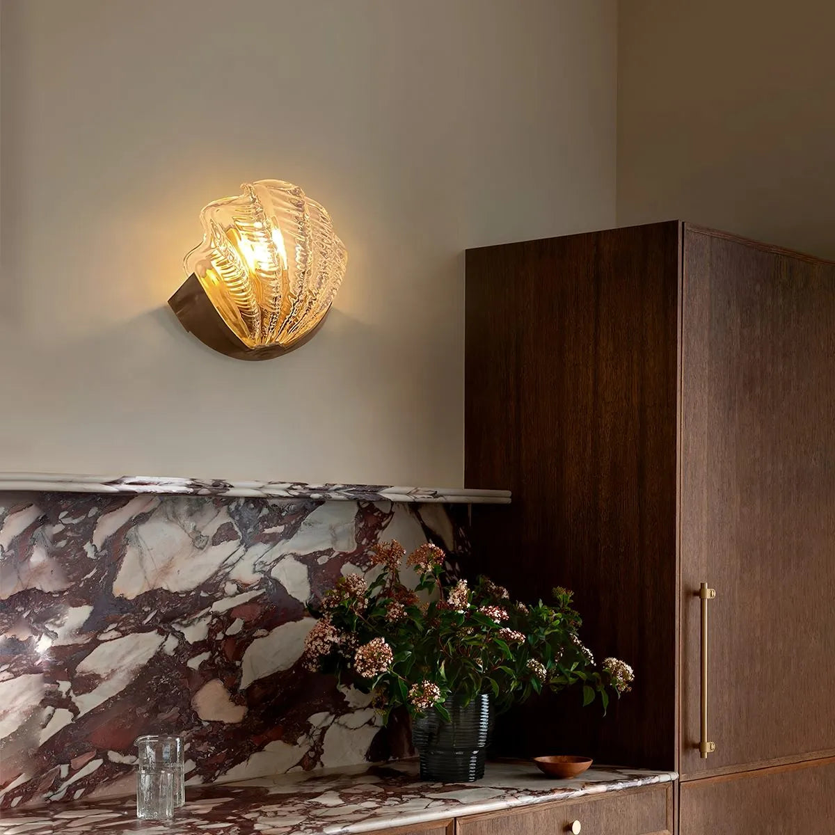 Light Luxury Brass Shell Glass Wall Lamp | Desfino