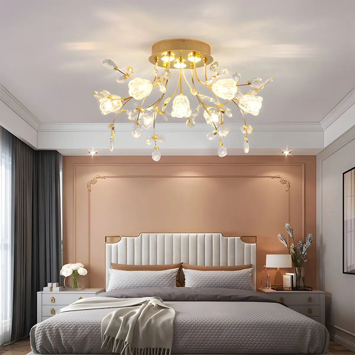 Lily-Deckenleuchte mit Art-déco-Blumenmotiv für das Schlafzimmer | Desfino