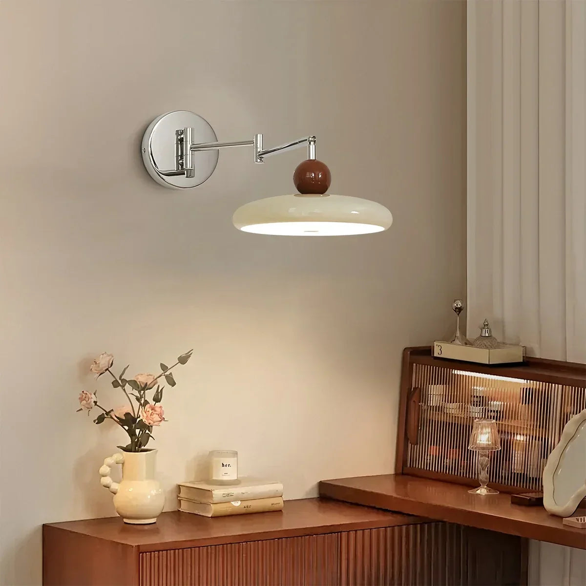Lola Adjustable Arm Plug-in Wall Lamp | Desfino