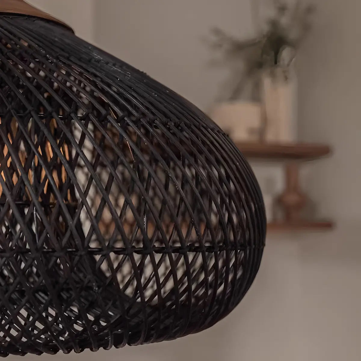 Pendelleuchte im Rattanstil für das Esszimmer | Desfino