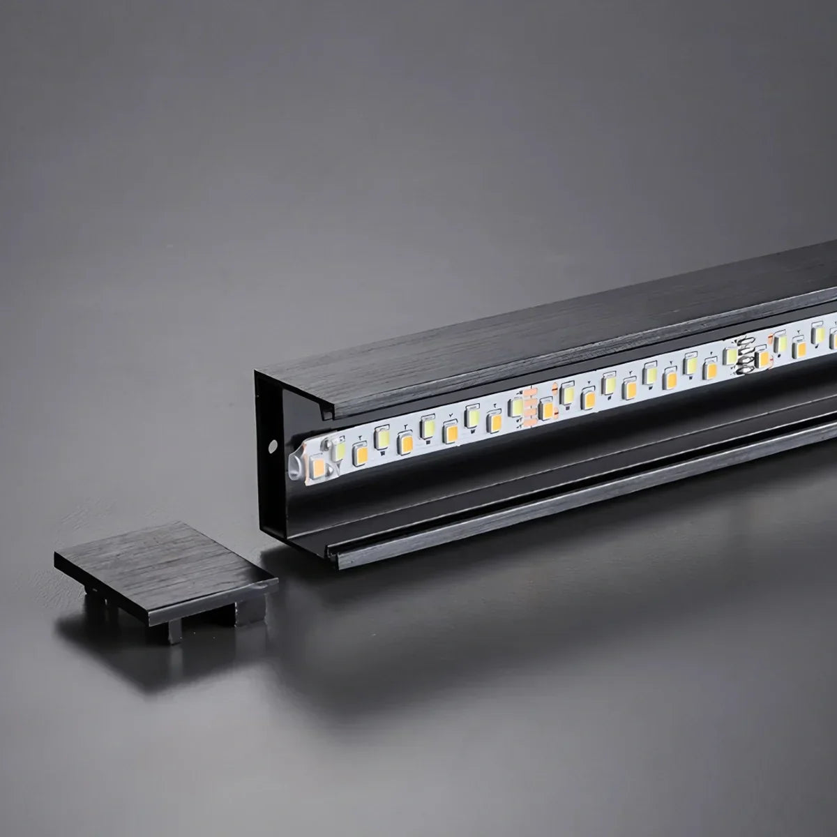 Lineare LED-Pendelleuchte mit mehreren Stäben | Desfino