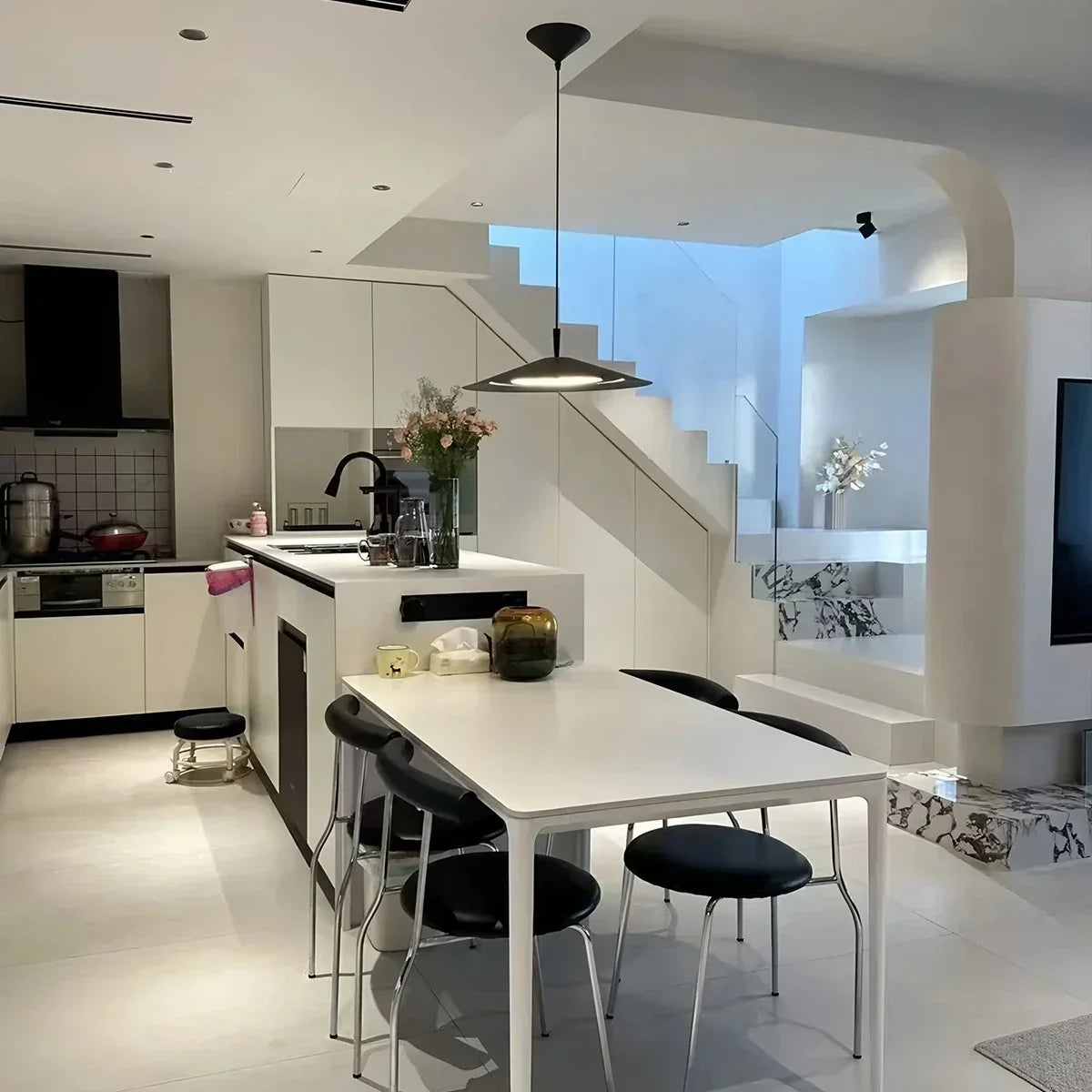 Minimalist Flying Saucer Pendant Light for Dining Room | Desfino