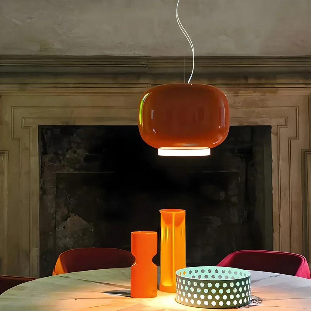 Moderne Pendelleuchte als Laterne aus farbigem Glas | Desfino