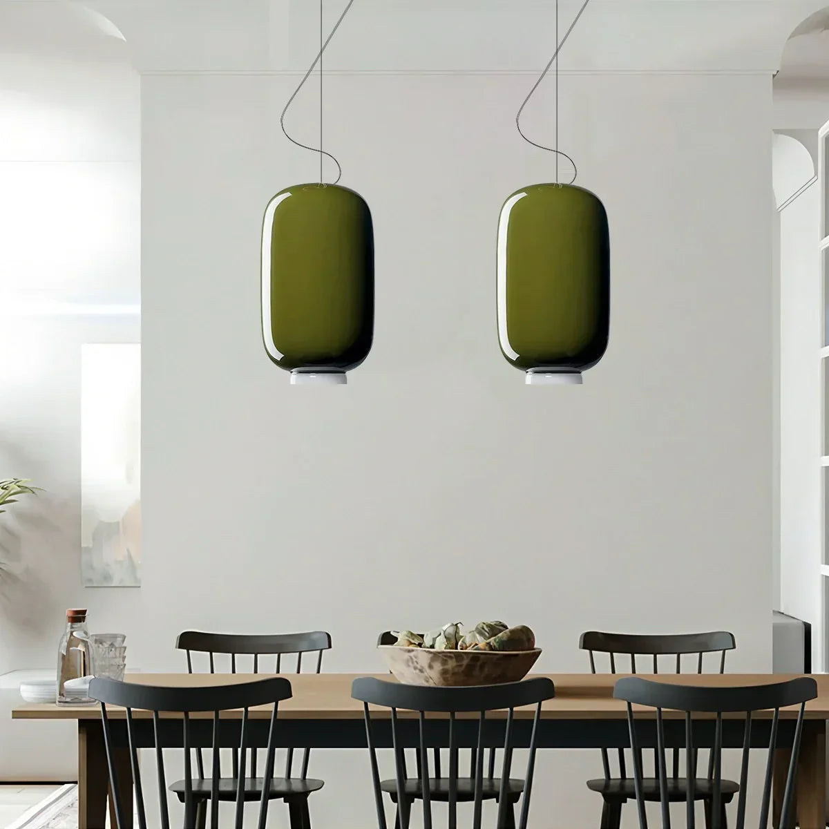 Moderne Pendelleuchte als Laterne aus farbigem Glas | Desfino