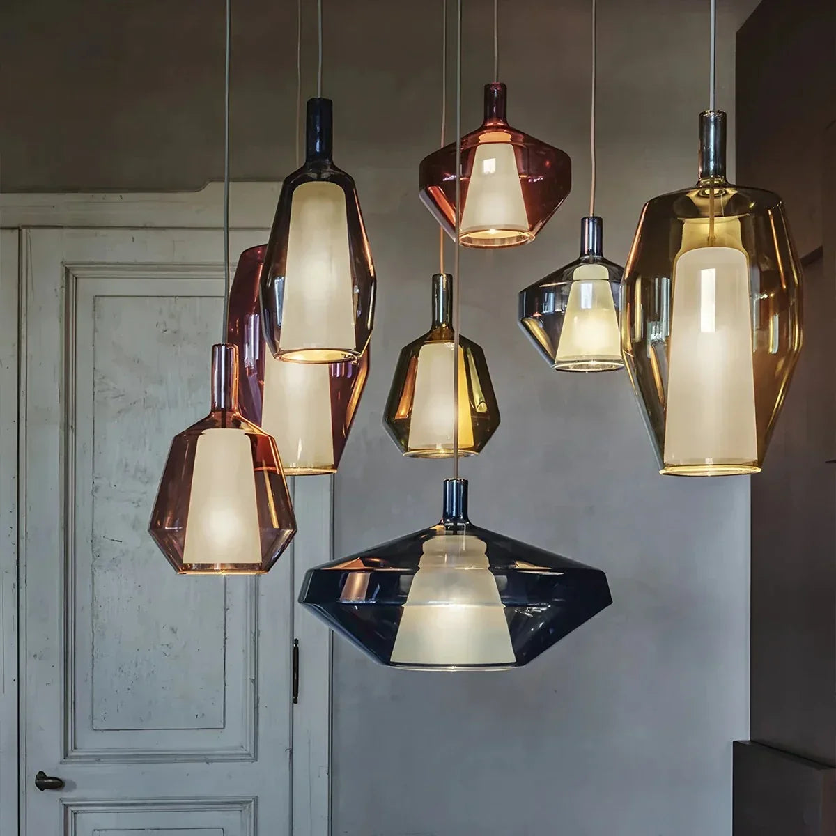 Moderne minimalistische LED-Glaspendelleuchte für die Küche | Desfino
