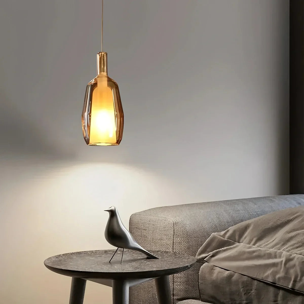 Moderne minimalistische LED-Glaspendelleuchte für die Küche | Desfino