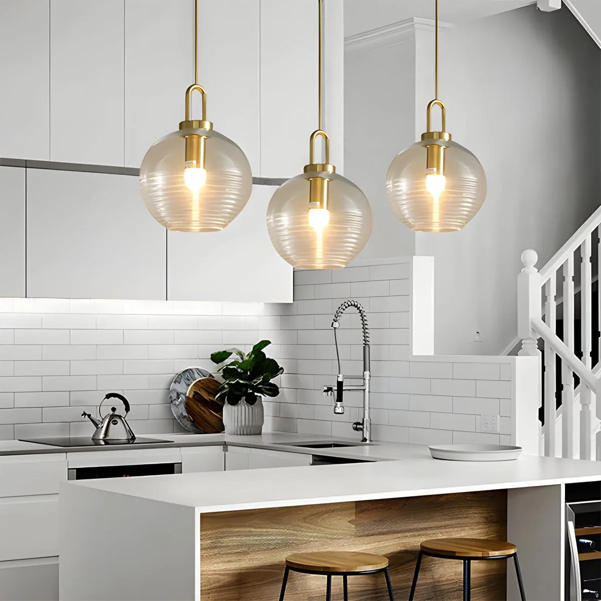 Modern Ribbed Clear Glass Pendant Light | Desfino