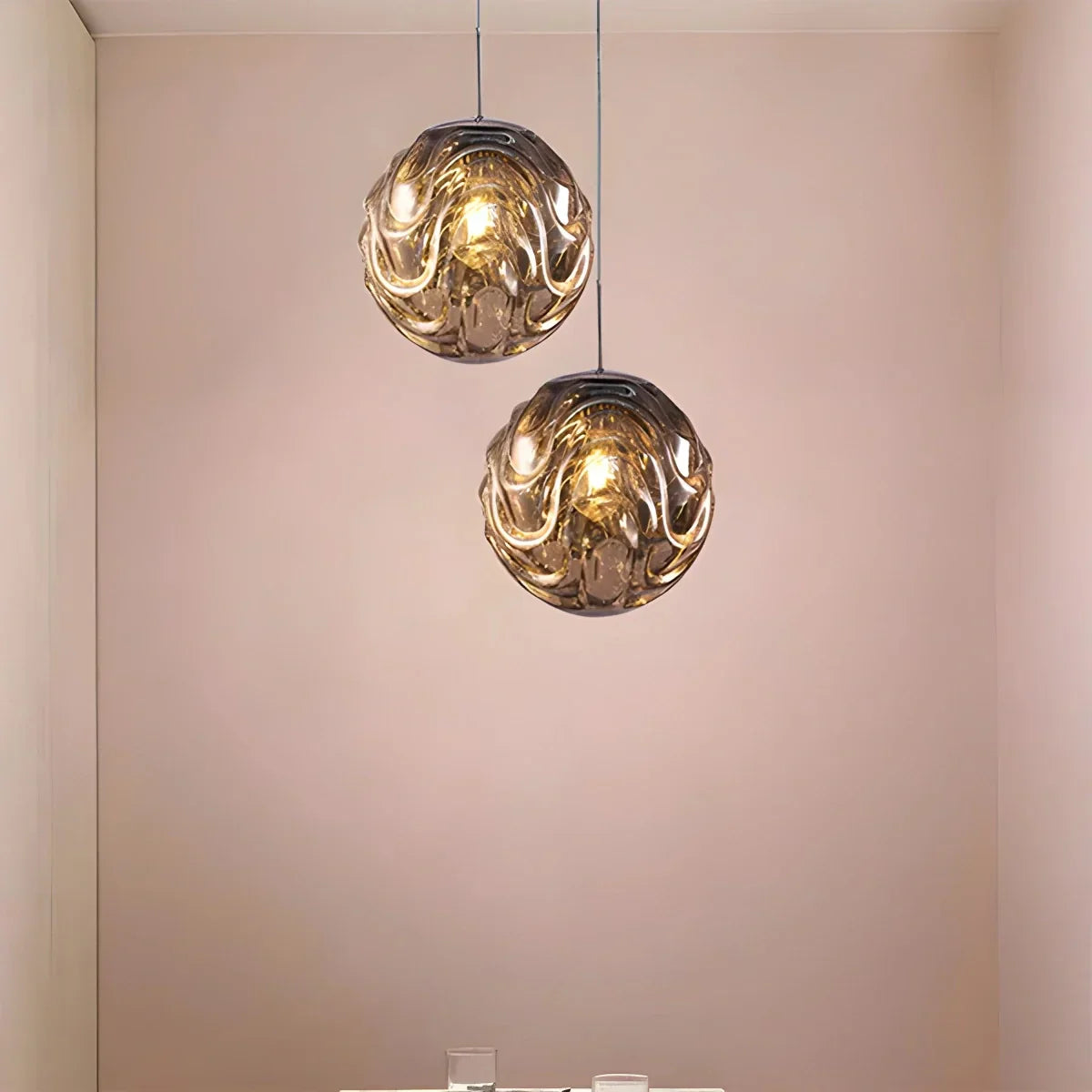 Moderne kugelförmige Pendelleuchte für Küche und Esszimmer | Desfino