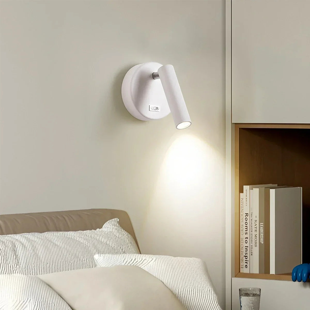 Nordische minimalistische Wandleuchte und Strahler für das Schlafzimmer | Desfino
