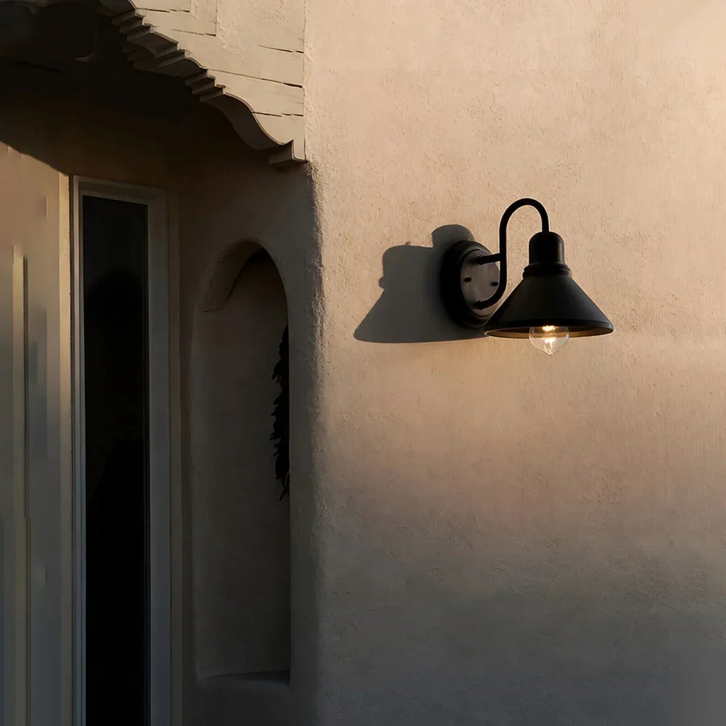 Outdoor Waterproof Decorative Wall Lamp | Desfino