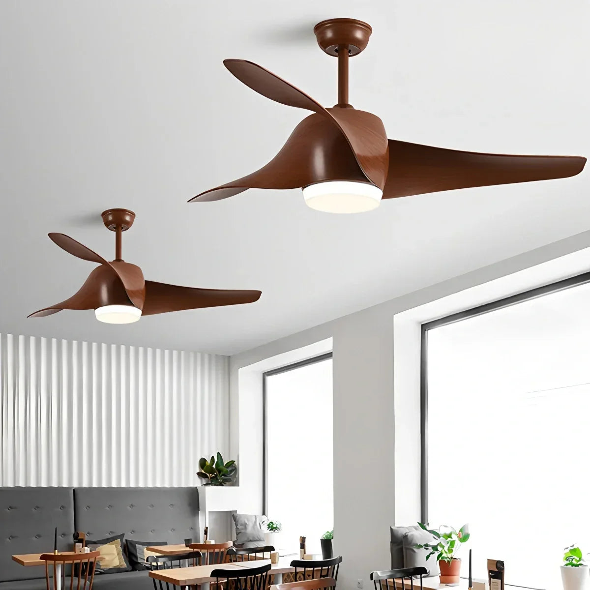 Deckenventilator mit Lampe und Propellerdesign für das Esszimmer | Desfino