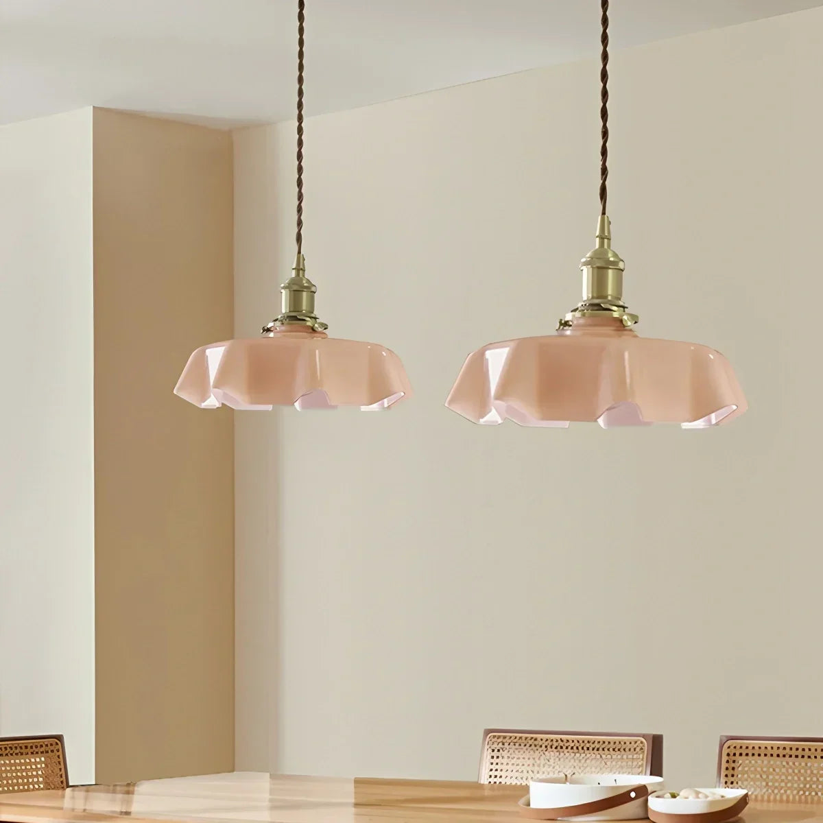 Retro-Pendelleuchte aus farbigem Glas für die Küche | Desfino