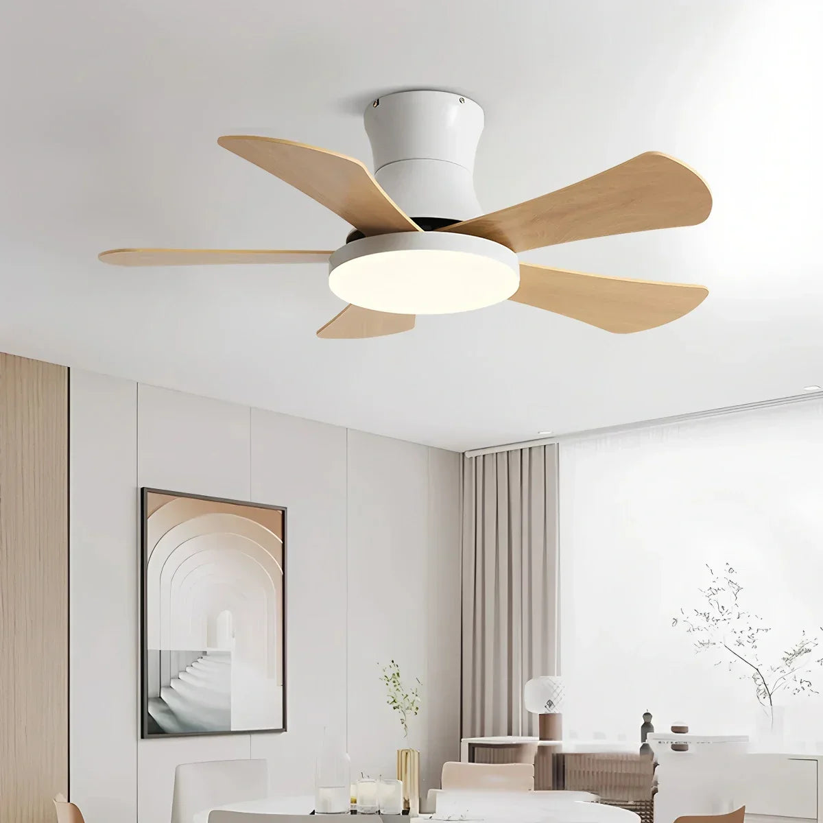 Skandinavischer Deckenventilator mit niedrigem Profil und Licht | Desfino