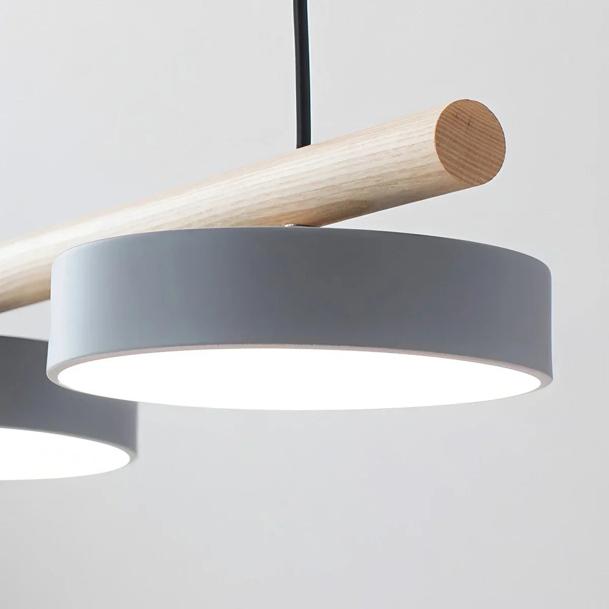 Modern Bird Perch Linear Chandelier for Dining Room | Desfino