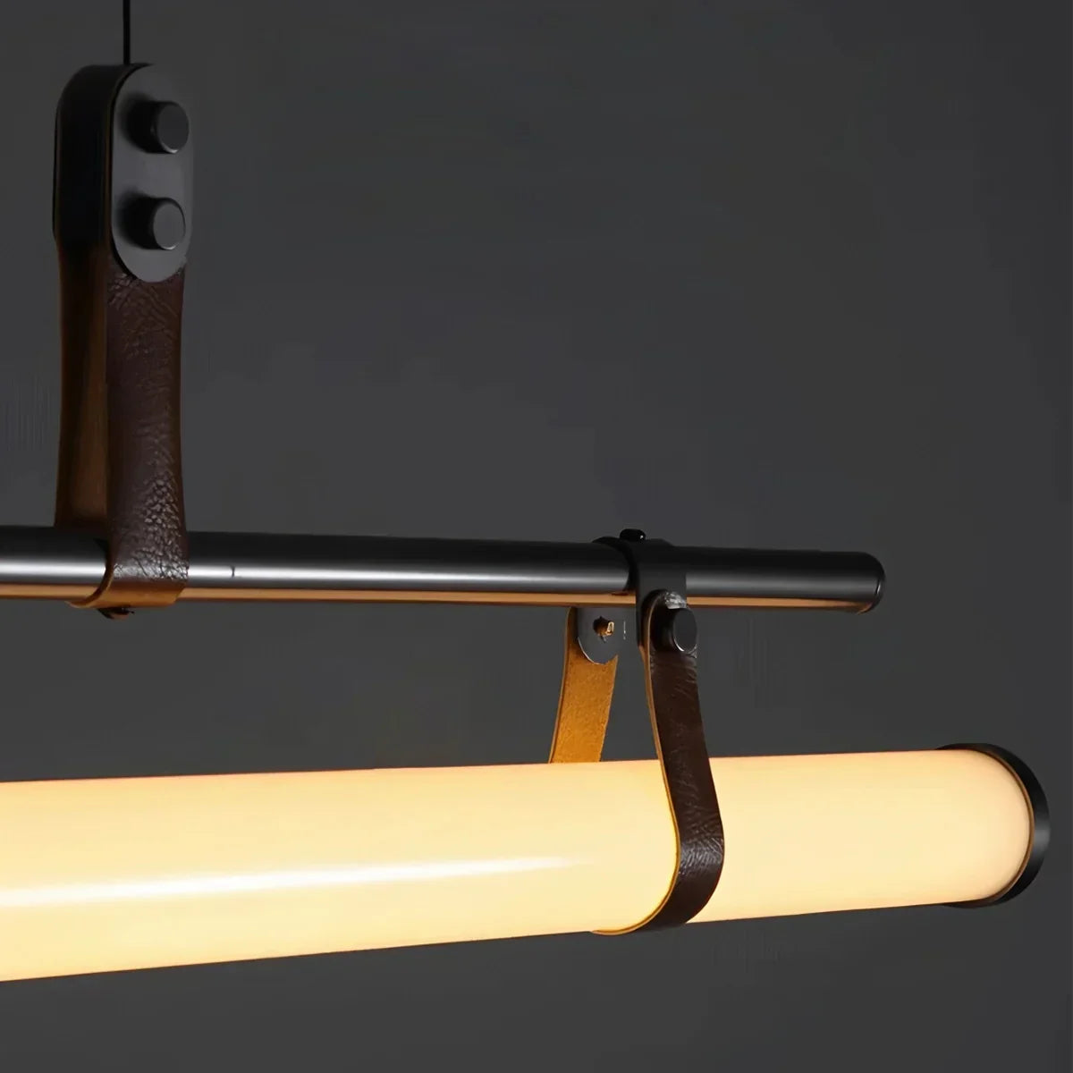 Lineare LED-Pendelleuchte Solin für den Essbereich | Desfino