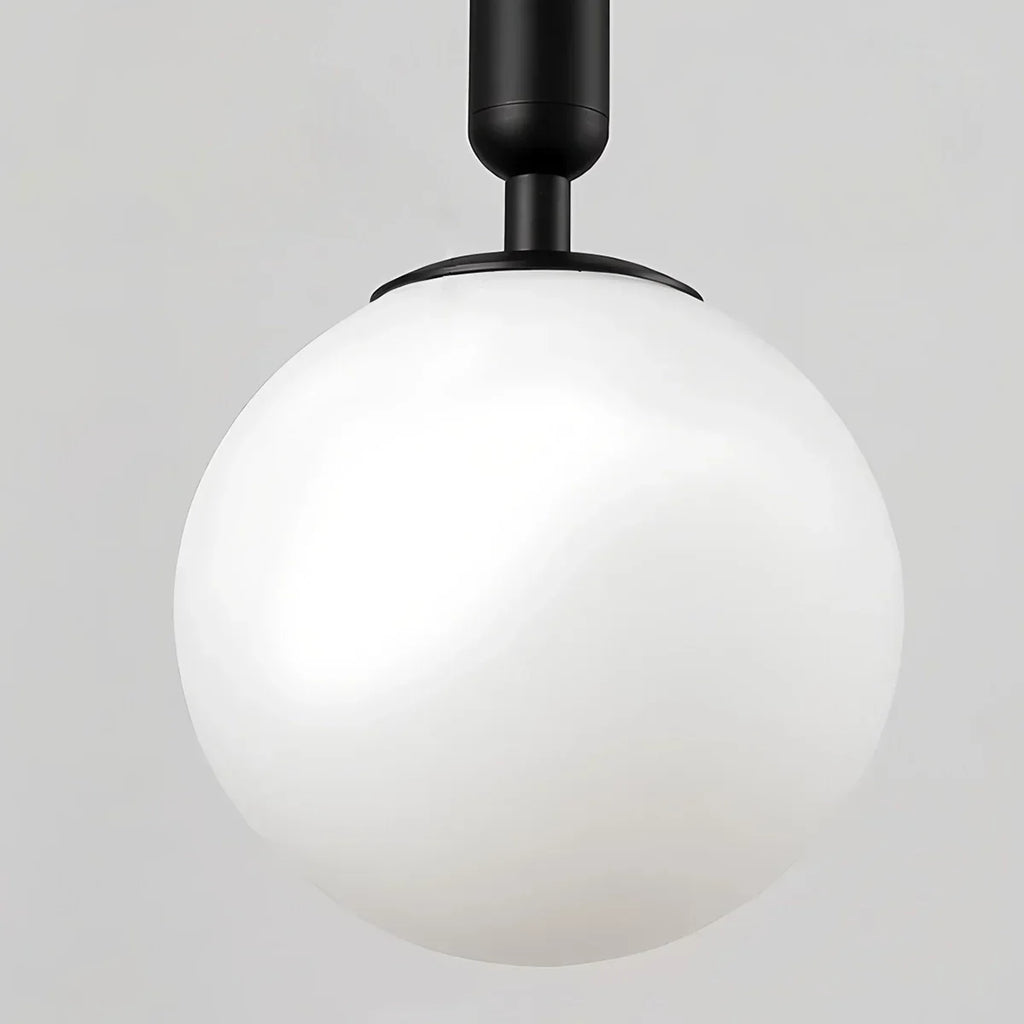 Glas-Pendelleuchte Temen Globe für die Kücheninsel | Desfino