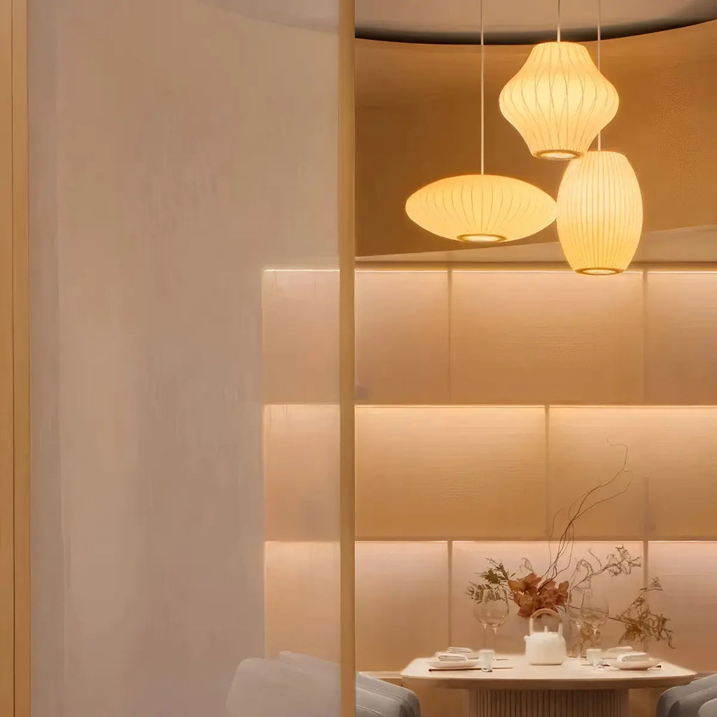 Vintage-LED-Pendelleuchte aus Seide in Laternenform | Desfino