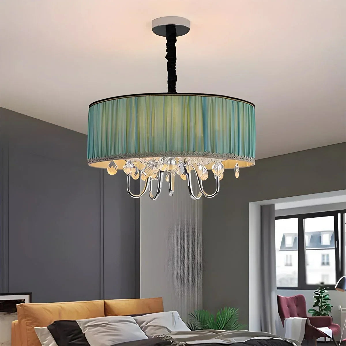 Alloy Luxury Crystal  Pendant Light for Living Room | Desfino