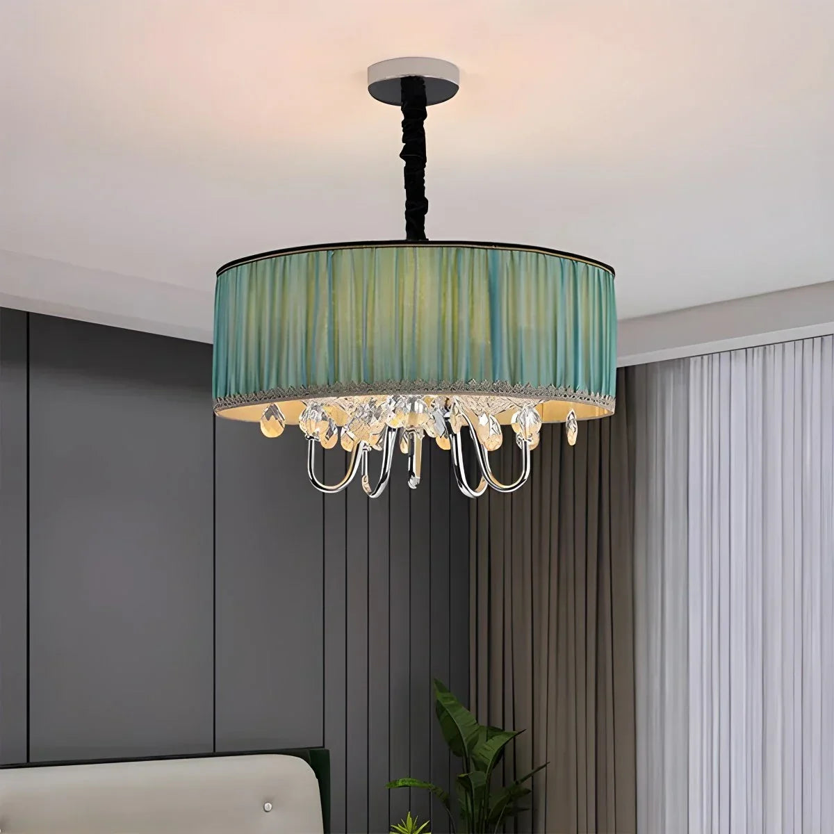 Alloy Luxury Crystal  Pendant Light for Living Room | Desfino