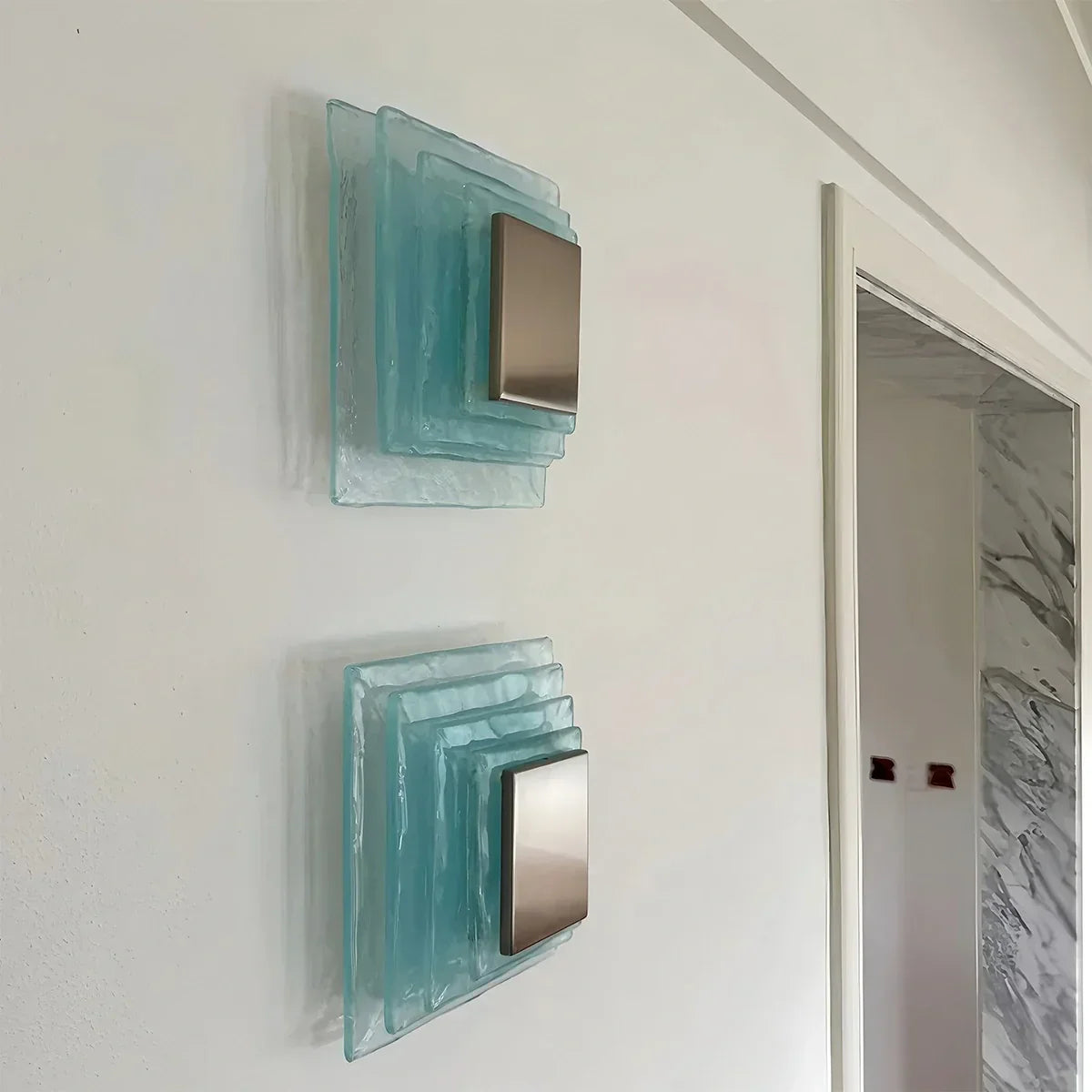 Italienische Murano-Wandleuchte aus Glas mit Wasserwelleneffekt | Desfino