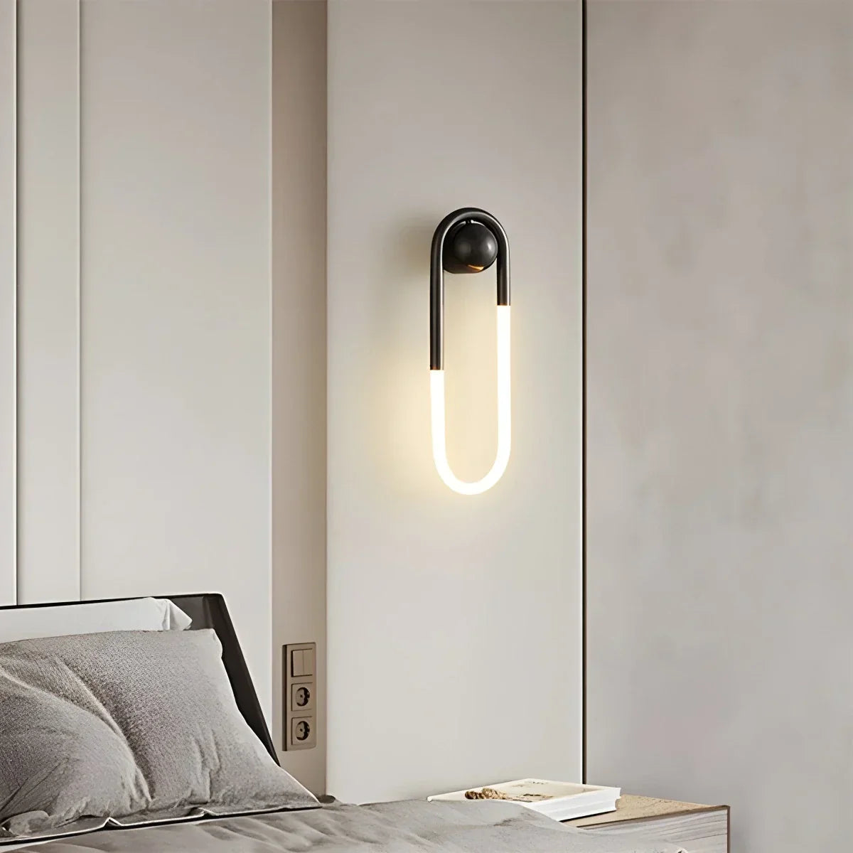 Ovale Messing-Wandleuchte für das Wohnzimmer | Desfino