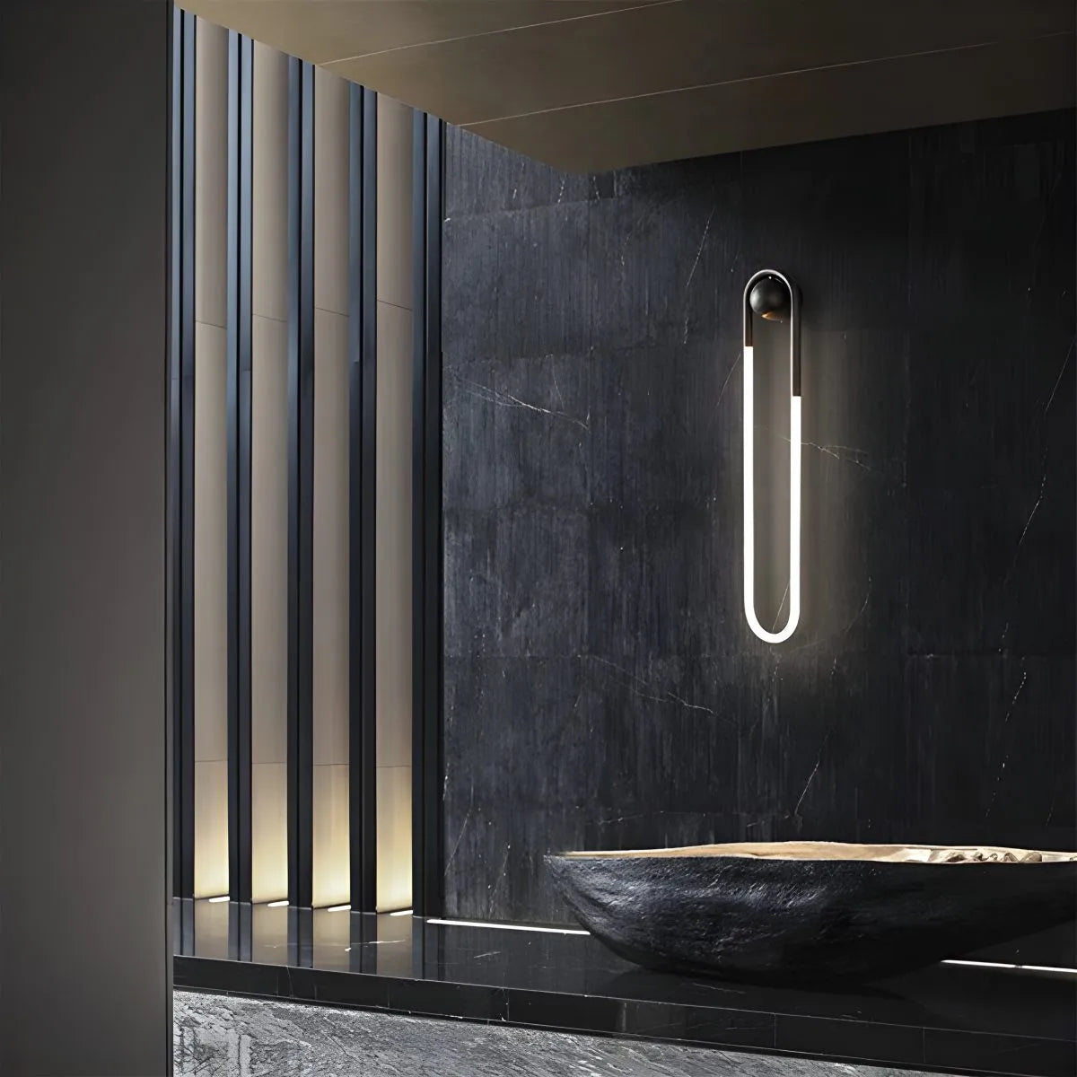 Ovale Messing-Wandleuchte für das Wohnzimmer | Desfino