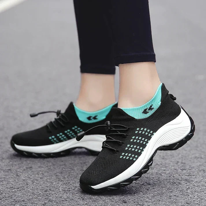 Elara orthopädische Damen-Sneaker - elastische Unterstützung, geräumige Passform - Desfino